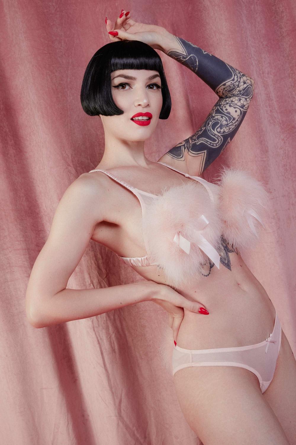 Powder Puff Triangle Pink Bettie Page