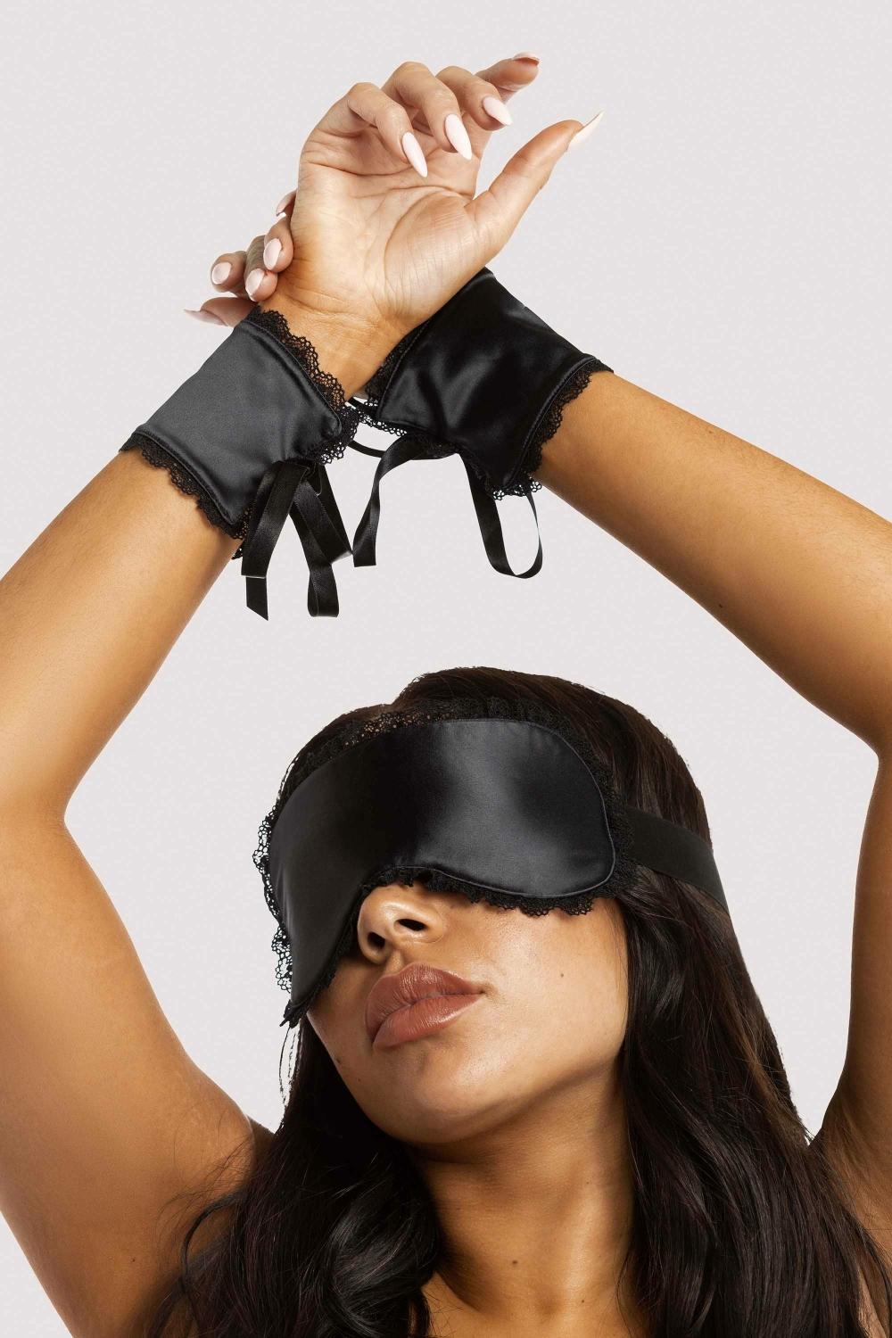 Schall Satin Bondage Starter Kit Blindfolds, Masks & Head Pieces